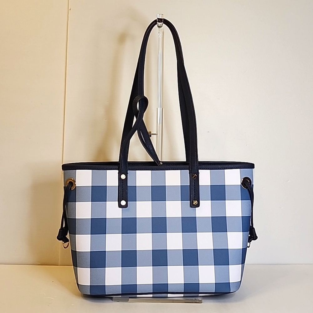 Michael Kors Small Tote Bag - Picture 3 of 13